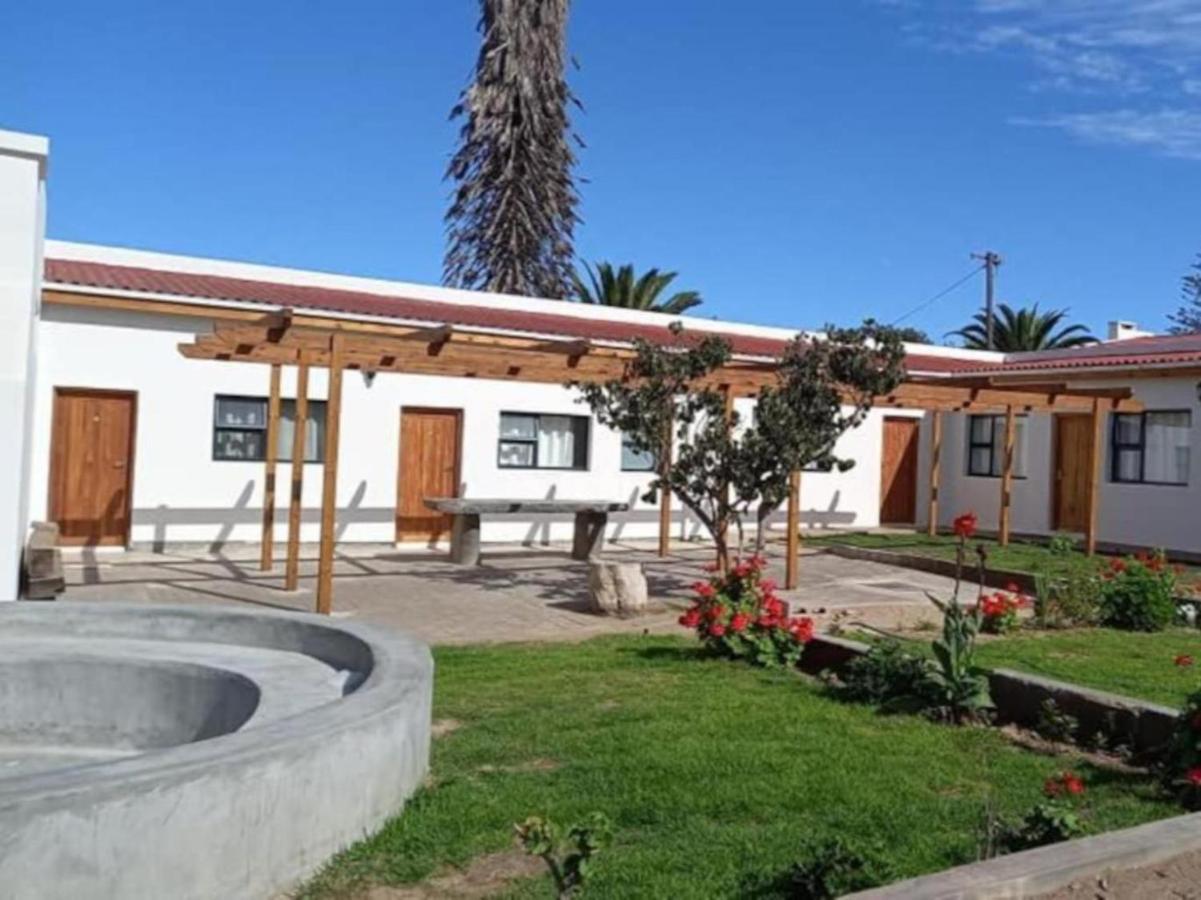 Beach Garden Guesthouse With Self Catering Swakopmund Extérieur photo